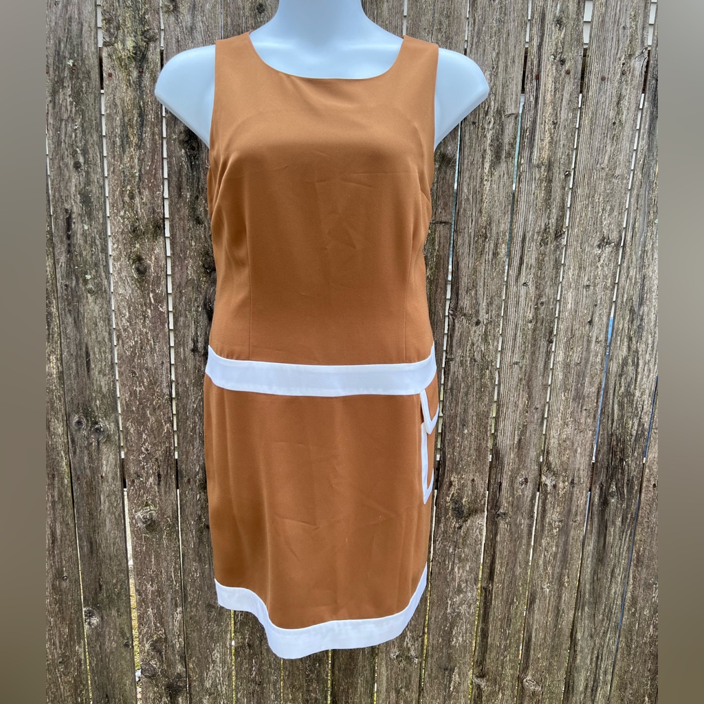 Metro Style Sleeveless Sheath Tan And White Dress Sz14 Aa3
